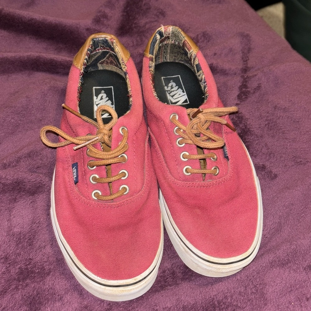 Men’s Maroon/Red Vans